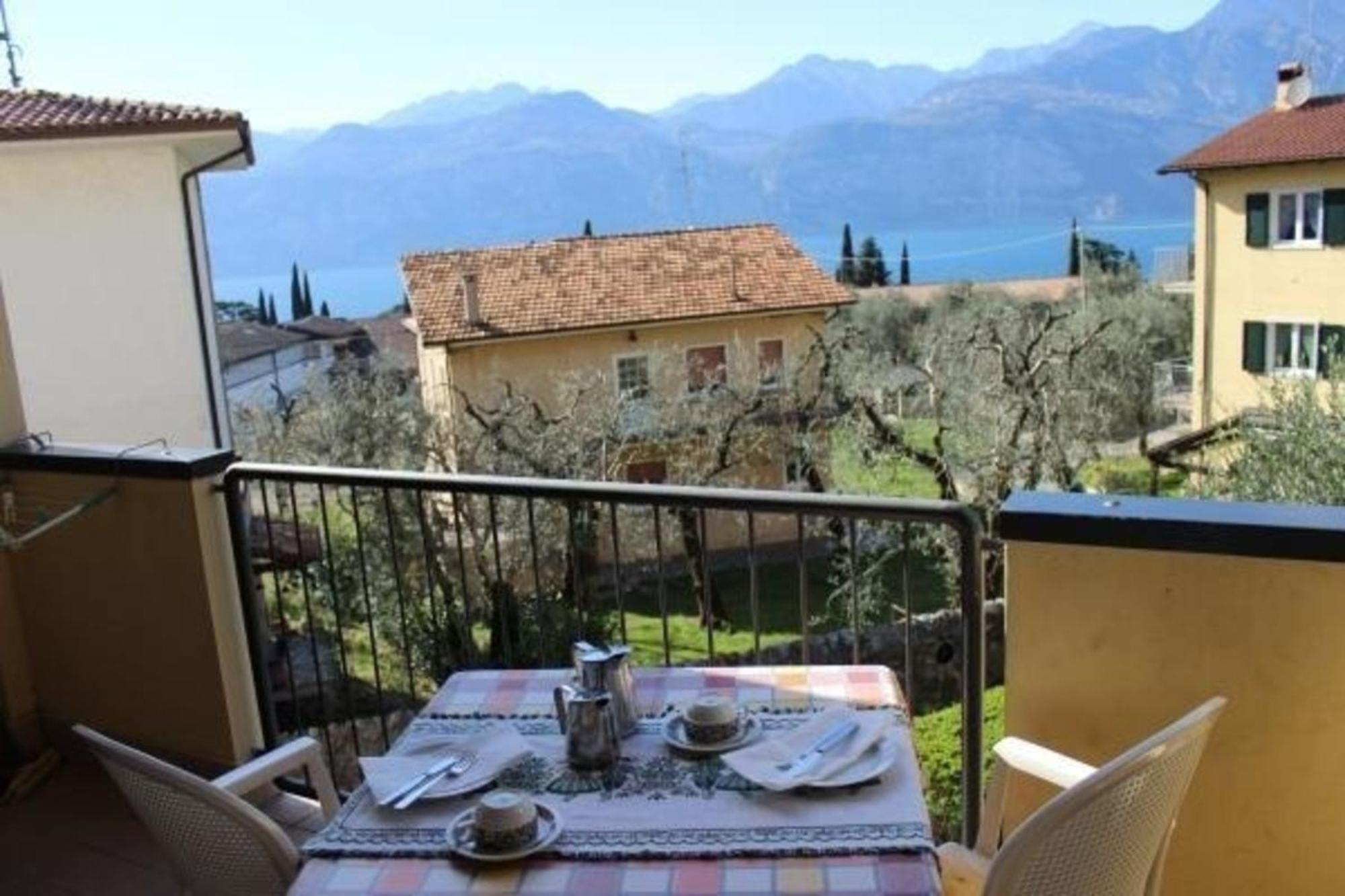 Parkplatz - Balkon Seeblick - Wlan - Neben Zentrum Lägenhet Malcesine Exteriör bild